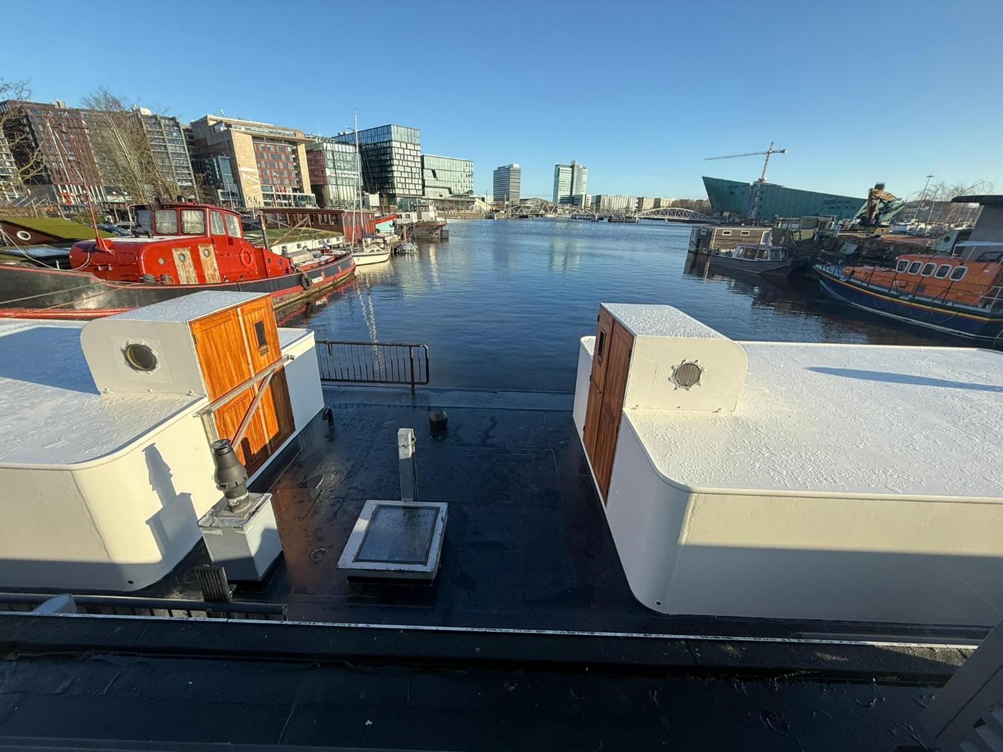 Houseboat-Amsterdam-Classic Luaran gambar